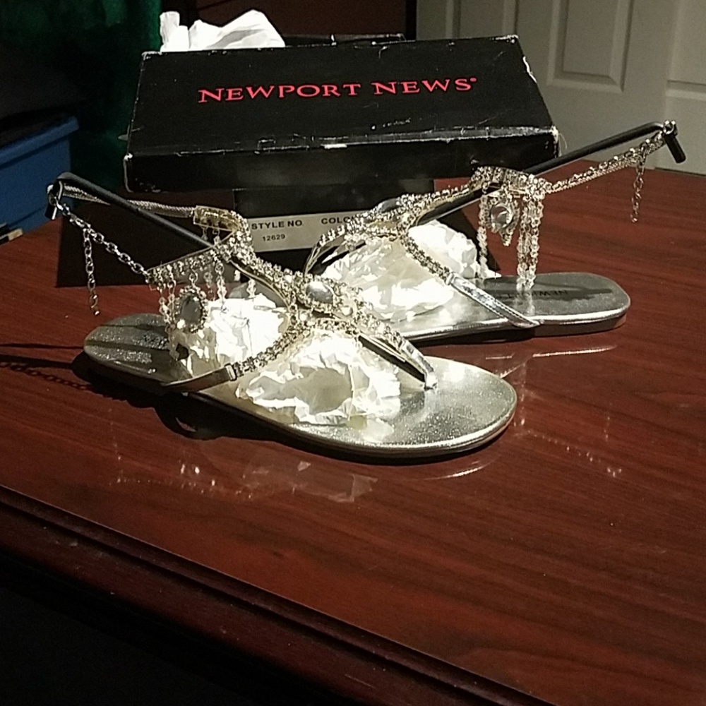 Newport News Studded Thong Sandals, Size 6.5